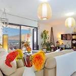 Feriehus Mouna's House *